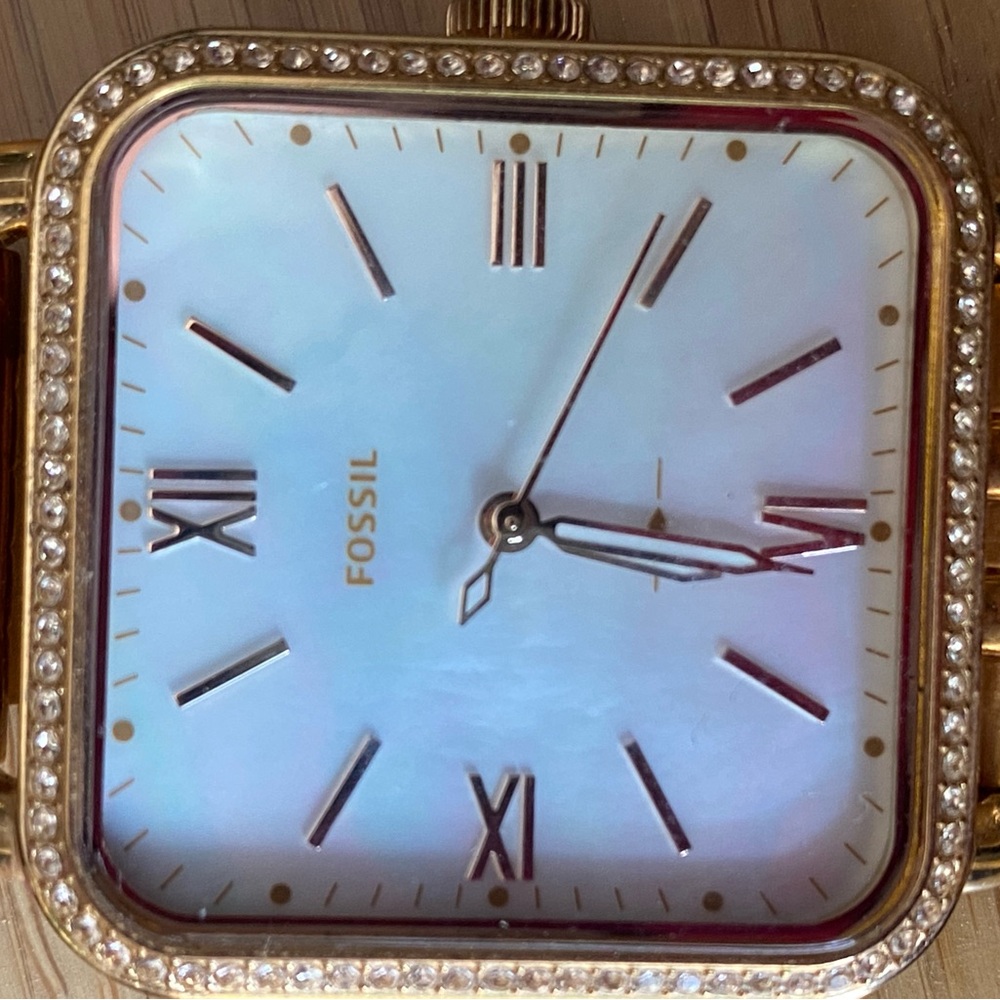 Fossil Rose gold-toned Micah bracelet watch - Picture 5 of 8